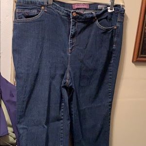 gloria vanderbilt amanda jeans 18w average